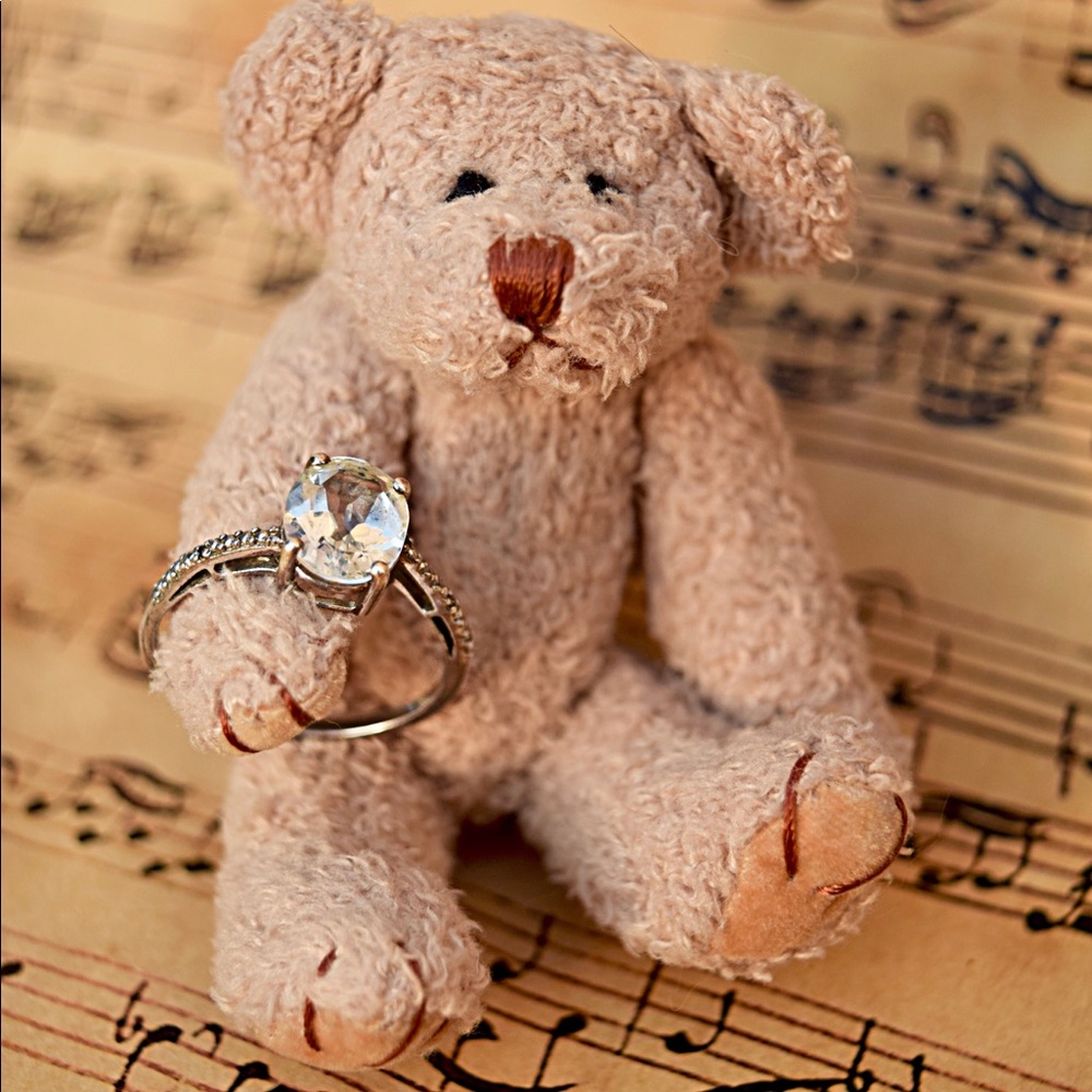 Solid 925 Sterling Silver Ring With Topaz Stones - image 2